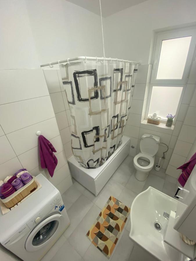 Dolce Apartman พอดโกริกา ภายนอก รูปภาพ